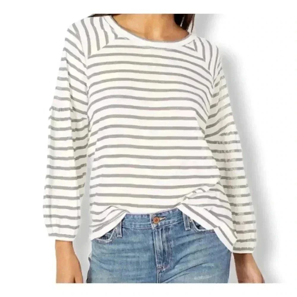Jessica Simpson Women's Suwa Pullover Sweater